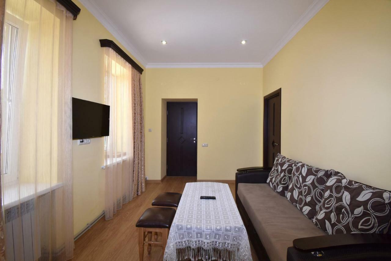 Guest House Arsan Tsaghkadzor Extérieur photo